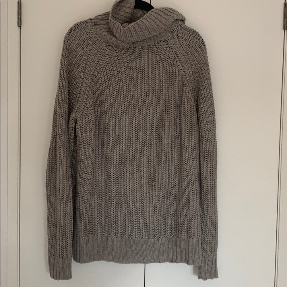 Cozy grey turtleneck from TOBI